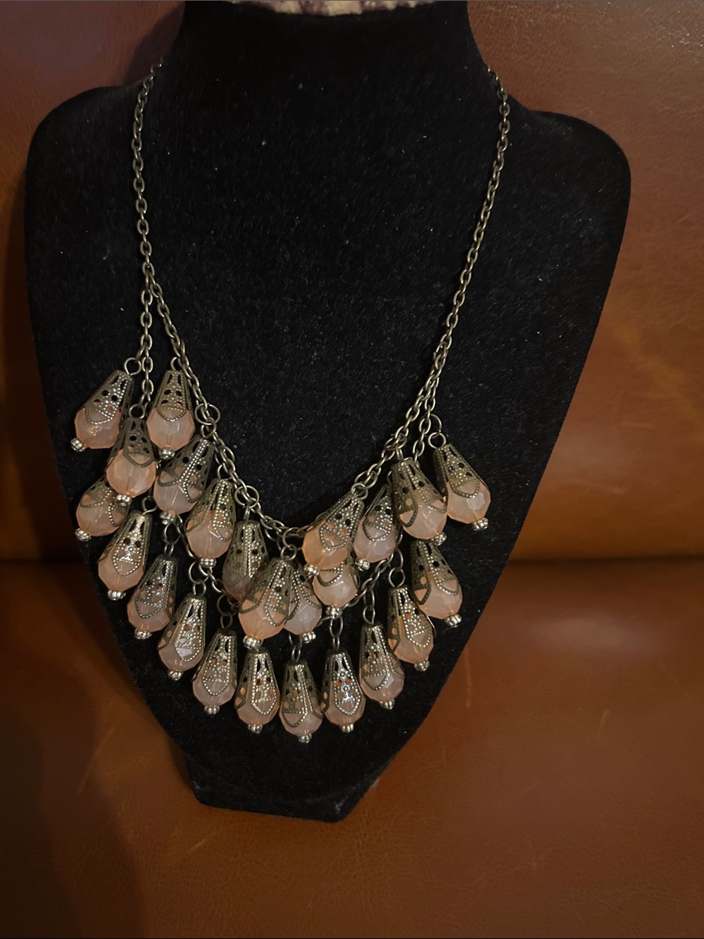 Vintage-Style Pink Teardrop Statement Necklace